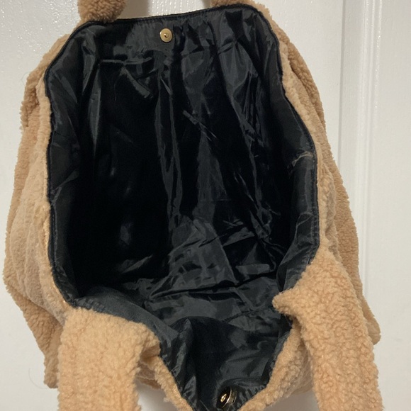 Brand new Victoria Secret fluffy tote - Picture 4 of 4